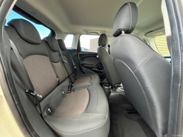 Mini Cooper D Auto 2017 397676097