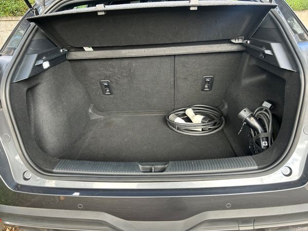 2023 MG 4 EXCITE 64kw SERVICE HISTORY 397767317