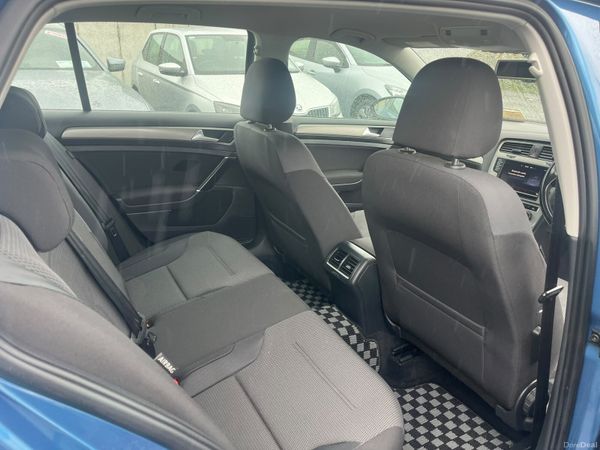 Volkswagen Golf 2015 397712177