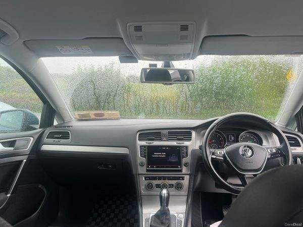 Volkswagen Golf 2015 397712179
