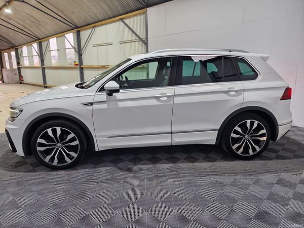 17 Volkswagen Tiguan R Line 2.0 TDi Auto 397714179