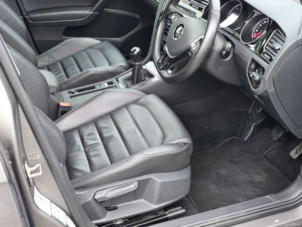 171 Volkswagen Golf HIGHLINE 1.6 TDI 397723555