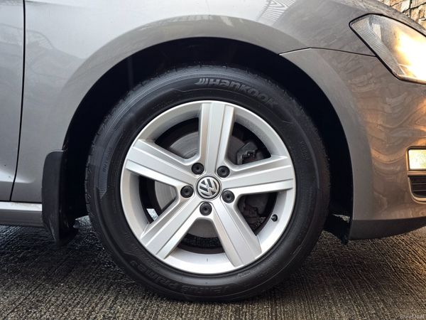 171 Volkswagen Golf HIGHLINE 1.6 TDI 397723583