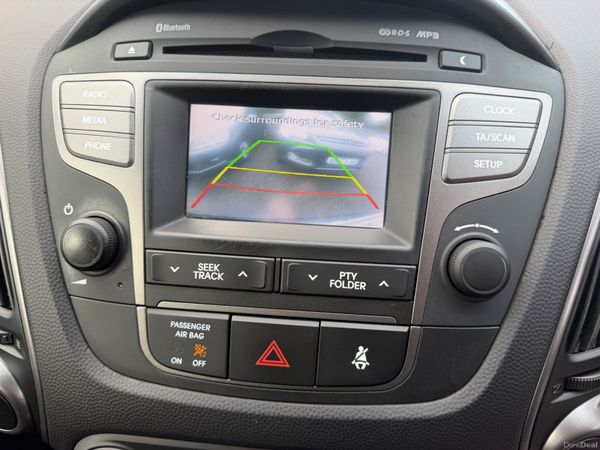 Hyundai ix35 Executive ( low kilometres) 397842273