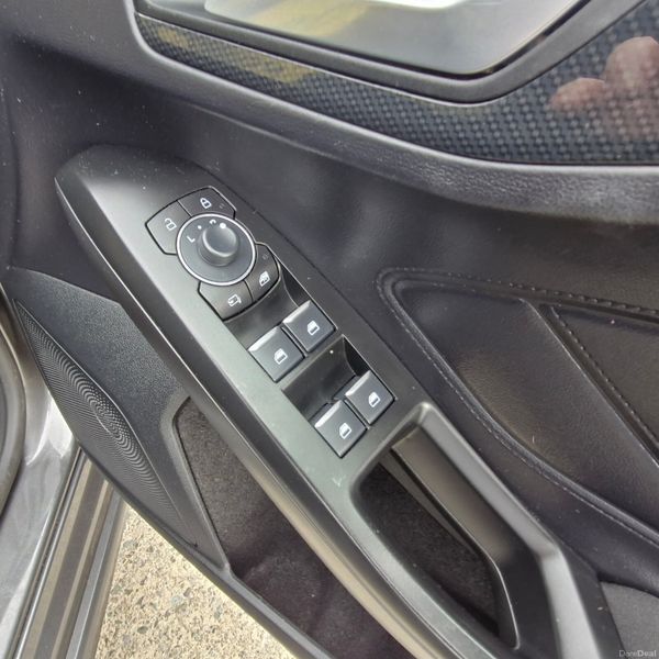 Ford Focus 2023 1.5d Automatic ST Line 397884973