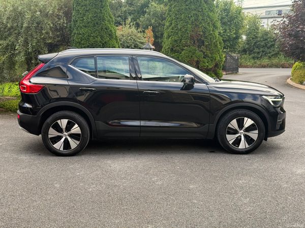Immaculate 231 Volvo XC40 Hybrid! 397831187