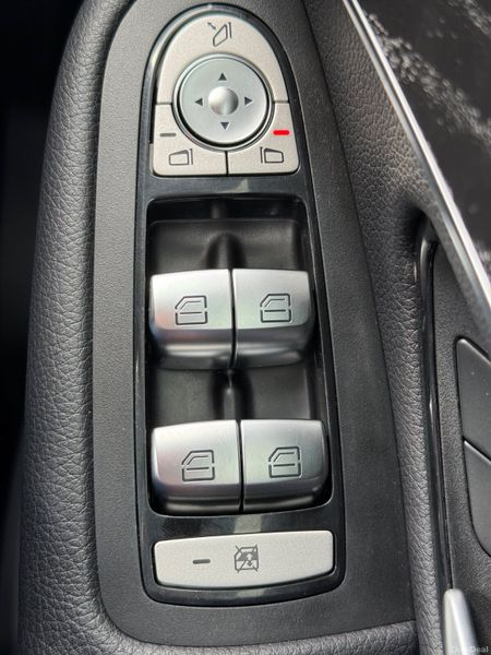 Now Reserved! 172 Mercedes-Benz GLC 220d! 397833955