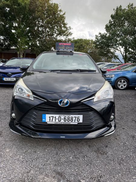 Toyota Vitz ( Yaris) Hybrid automatic 397976555