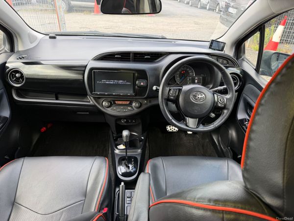 Toyota Vitz ( Yaris) Hybrid automatic 397976563