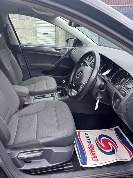Volkswagen Golf 2018 397985575