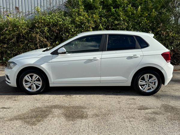 Volkswagen Polo 202 Manual Low KM 397912843