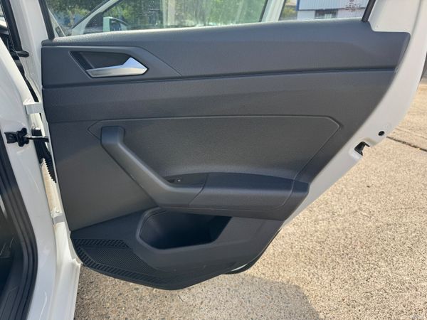 Volkswagen Polo 202 Manual Low KM 397912835