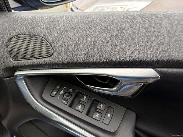 2016 VOLVO V40 2.0D4 R DESIGN PAN ROOF 397921297