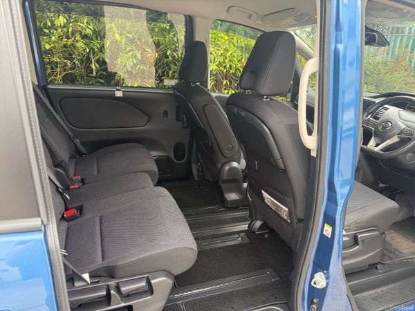 Nissan Serena Hybrid 8 Seater Low KM 397921215