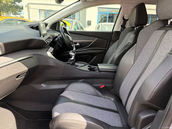 2018 PEUGEOT 3008 1.2 PETROL ALLURE LOW KMS 397923945