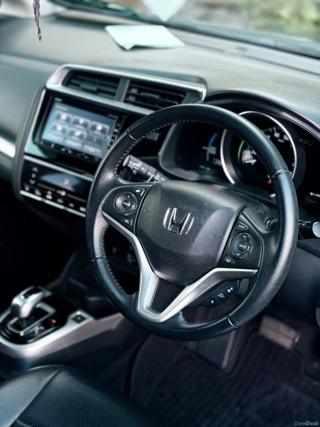 Honda Fit 2019 | 1.5 HYBRID | AUTOMATIC | 57,000 k 397926819