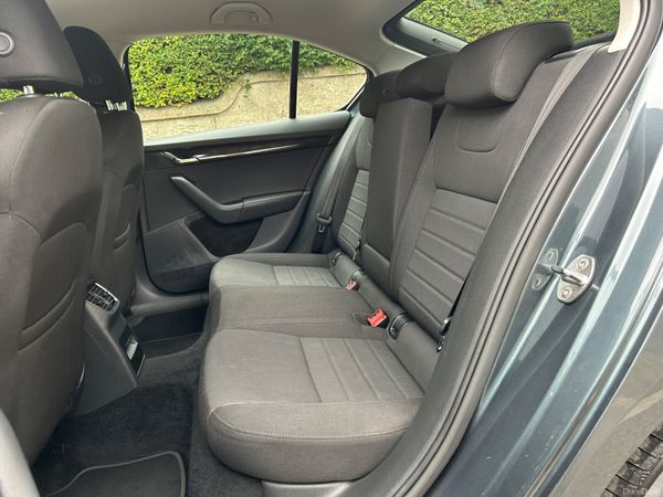 2017 SKODA OCTAIVA STYLE 2.0 TDI PARKING CAMERA 397933271