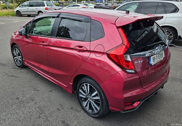 Honda Fit 2018 Petrol Hybrid Automatic 398084895