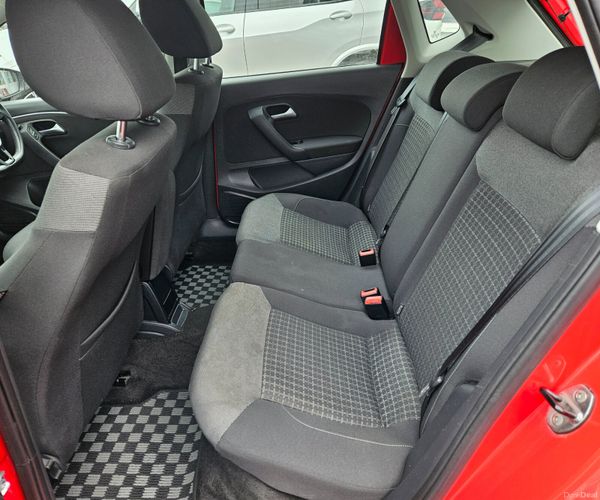 Volkswagen Polo 2017 Petrol Automatic 24K Kms only 398085965