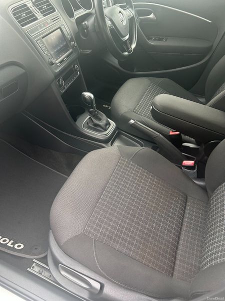 2017 Volkswagen Polo | High Line 398016127