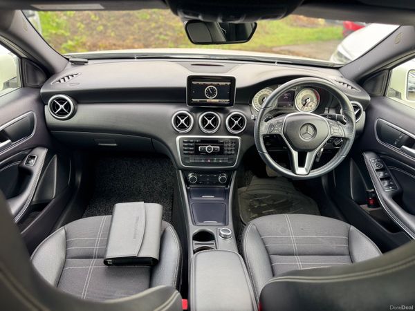 MERCEDES A180 1.6L Petrol Auto 2014 33000KM 2 KEYS 398147323