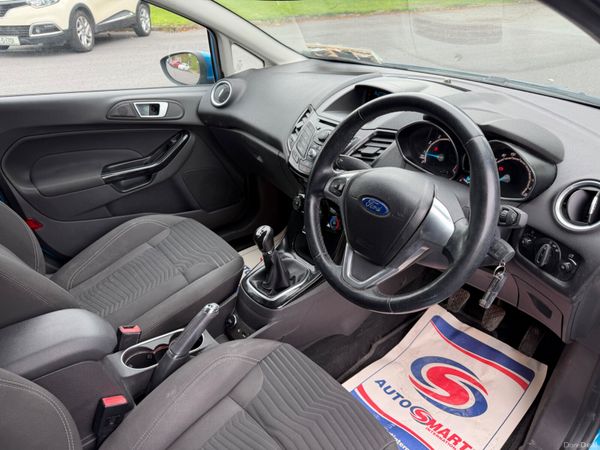 Ford Fiesta titanium 398164615