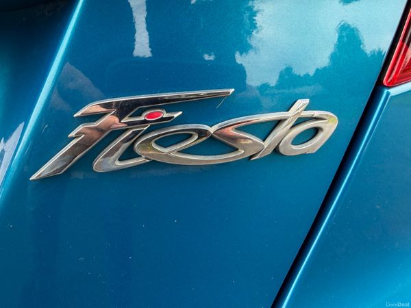 Ford Fiesta titanium 398164617