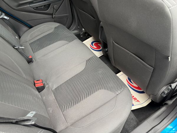 Ford Fiesta titanium 398164621