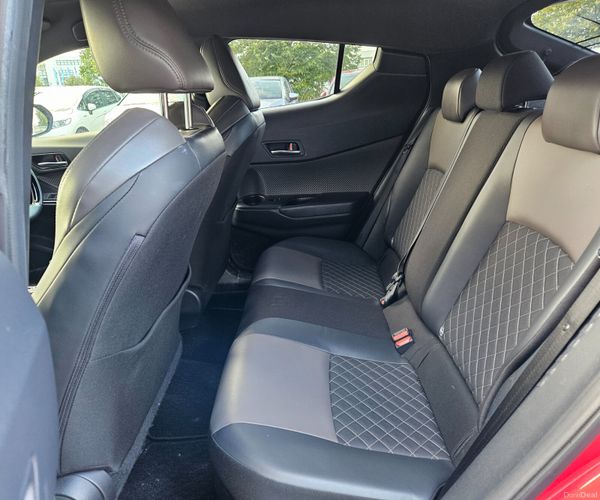 Toyota C-HR 2020 Petrol  Hybrid 398107337