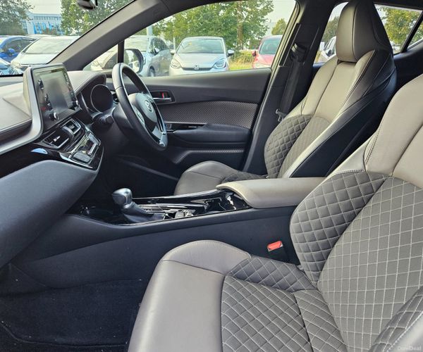 Toyota C-HR 2020 Petrol  Hybrid 398107339