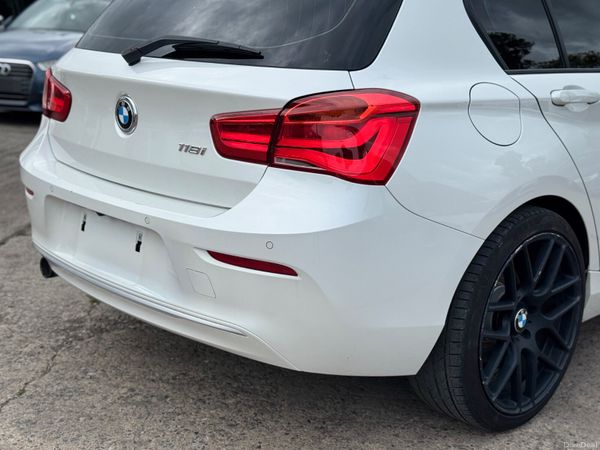 BMW 116i M Sports Petrol Automatic 2015 75000KM 398112065