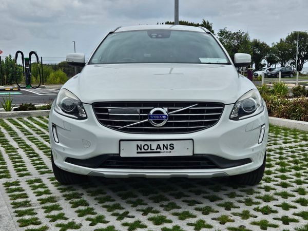2016 Volvo XC60 SE Lux, 3 of 38