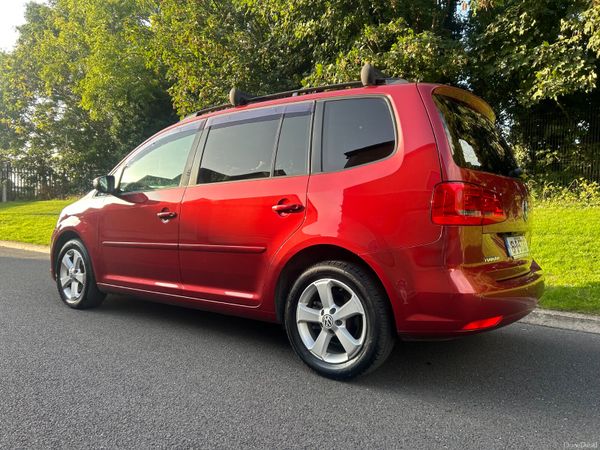 Volkswagen Touran 2015 7 SEATER ( NCT 05/27) 398118403