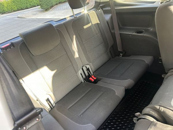 Volkswagen Touran 2015 7 SEATER ( NCT 05/27) 398118419