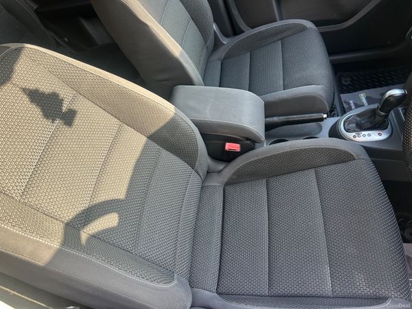 Volkswagen Touran 2015 7 SEATER ( NCT 05/27) 398118431