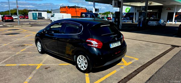 Peugeot 208 2015 Automatic Top Spec 398128699