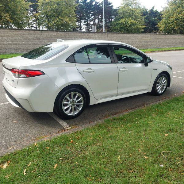 2020 ToyotaCorolla 29,900 km 398250779