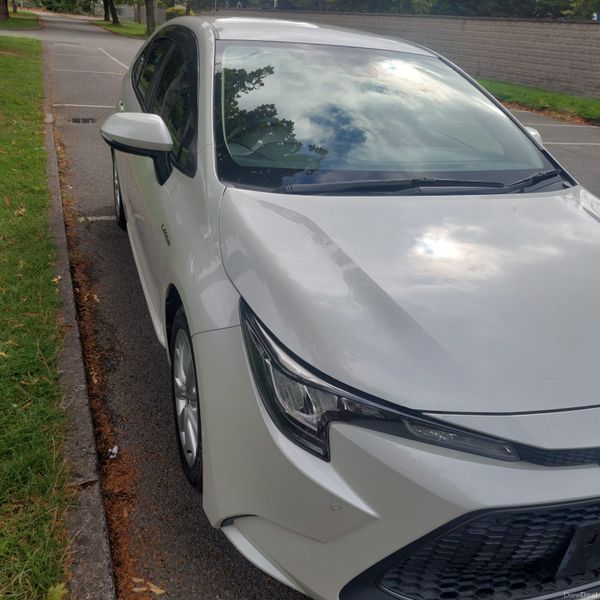 2020 ToyotaCorolla 29,900 km 398250867