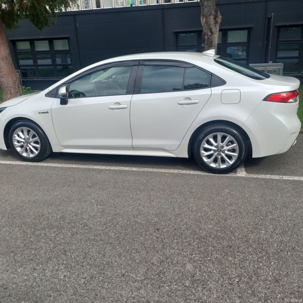 2020 ToyotaCorolla 29,900 km 398250803
