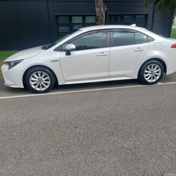 2020 ToyotaCorolla 29,900 km 398250807