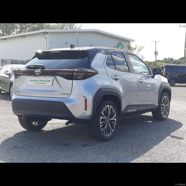 2023 Toyota Yaris Cross Sol, 3 of 14