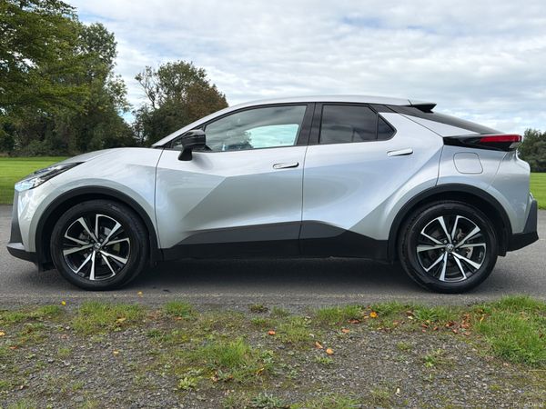 Toyota C-HR 2024 Sport 1.8 Hybrid Low Mileage 398280309