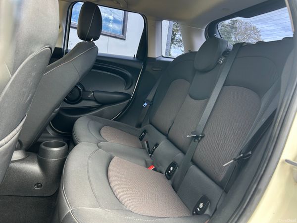Mini Cooper 1.5 Petrol Auto 2016 398282711