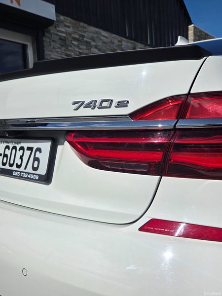 BMW 7-Series M SPORT 2018 / 740E 398282883
