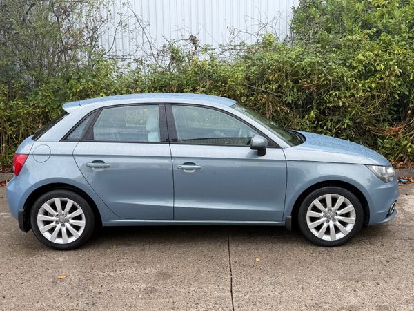 Audi A1 Diesel LOW KM 398237431