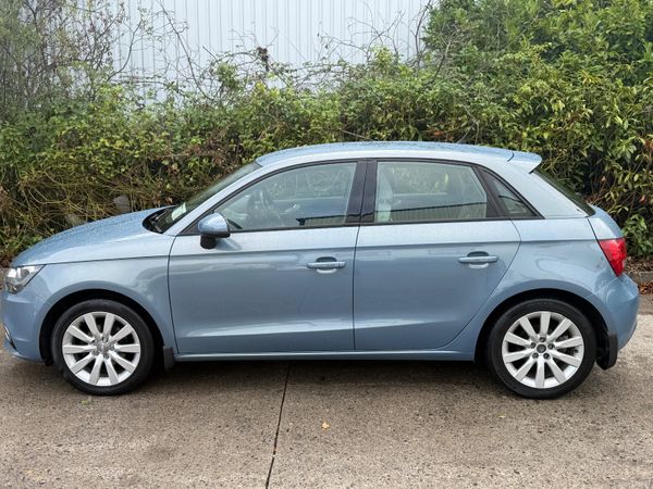 Audi A1 Diesel LOW KM 398237671