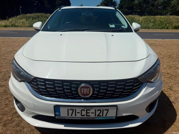 2017 Fiat Tipo LOUNGE, 2 of 14