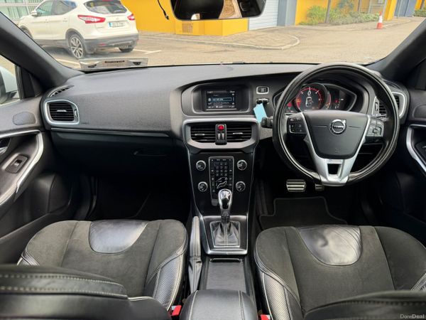 Volvo V40 2.0 D2 R-Design Automatic 398363157