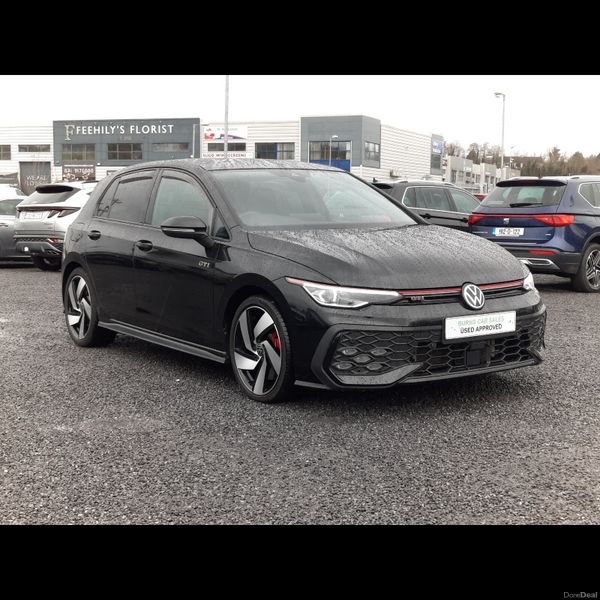 Volkswagen Golf Estate, Petrol, 2025, Black