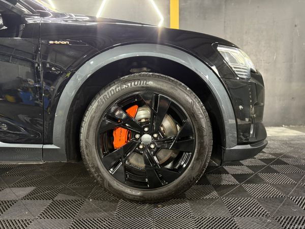 ◼️2020 AUDI Q8 E-TRON◼️ 398369165